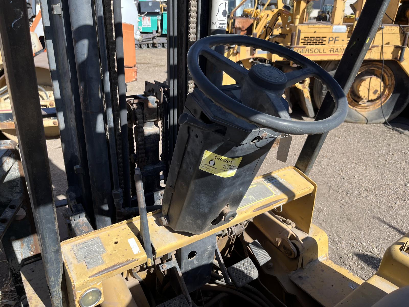 ./imagenes/INVOICE/2019/16181/CATERPILLAR VC60D (3).JPG